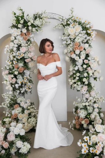Fox Bridal J195 #0 thumbnail